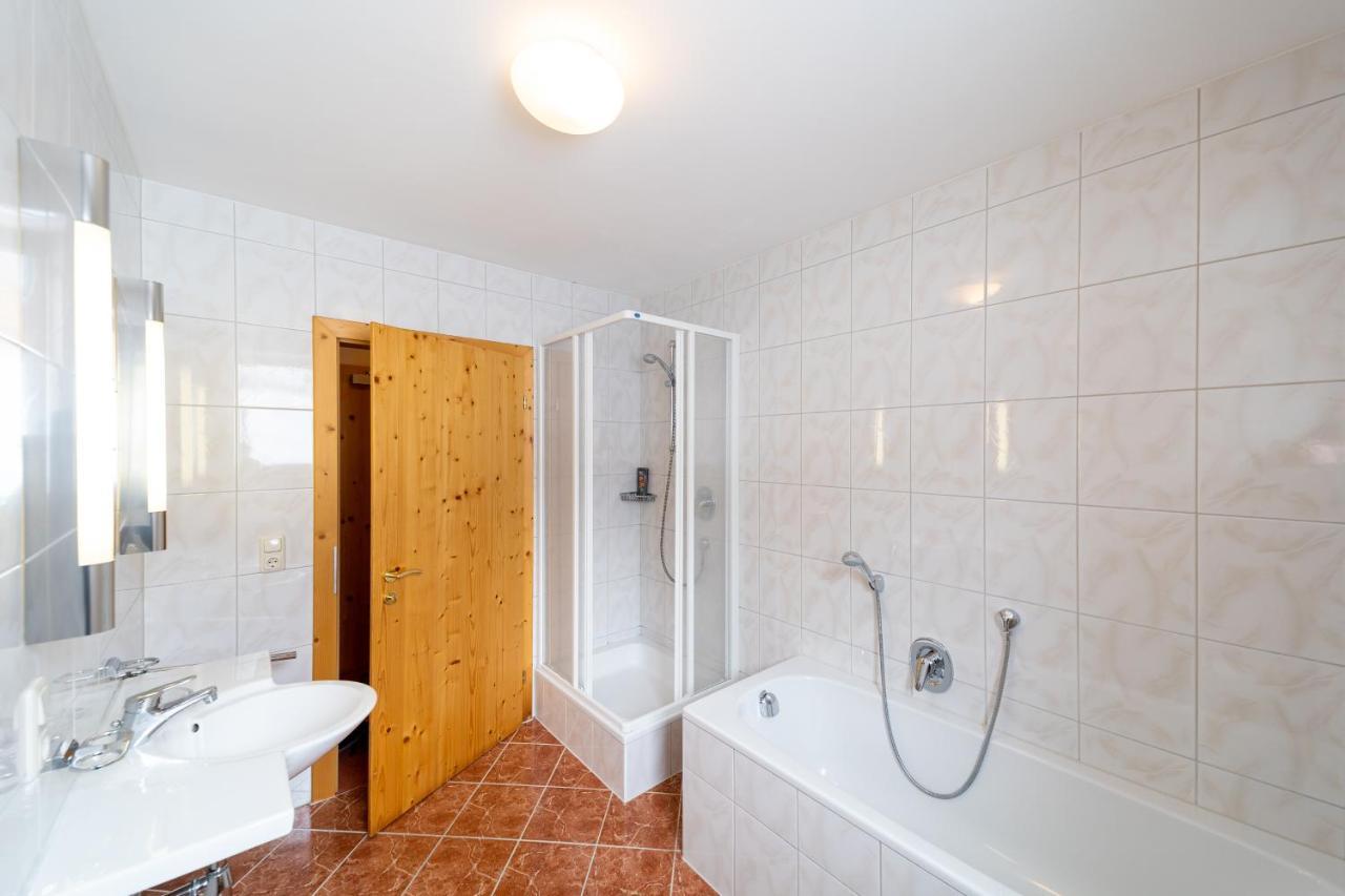 Апартаменты Haus Rosmarie Санкт-Антон-ам-Арльберг Экстерьер фото