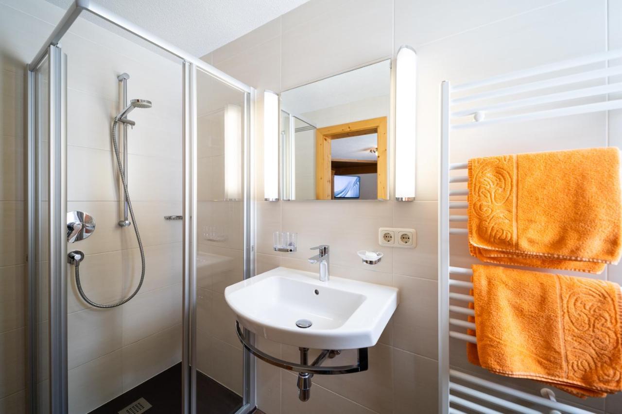 Апартаменты Haus Rosmarie Санкт-Антон-ам-Арльберг Экстерьер фото