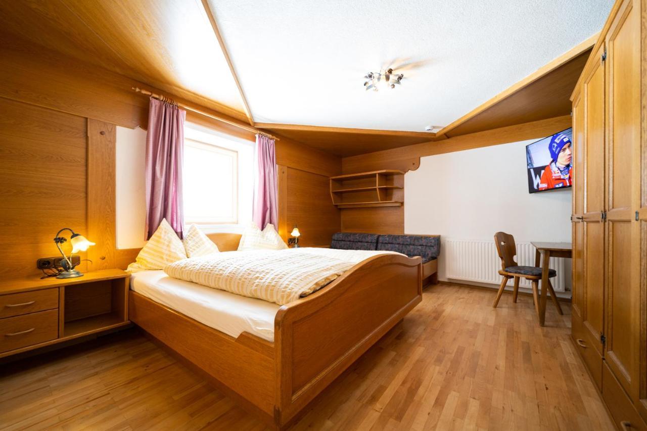 Апартаменты Haus Rosmarie Санкт-Антон-ам-Арльберг Экстерьер фото