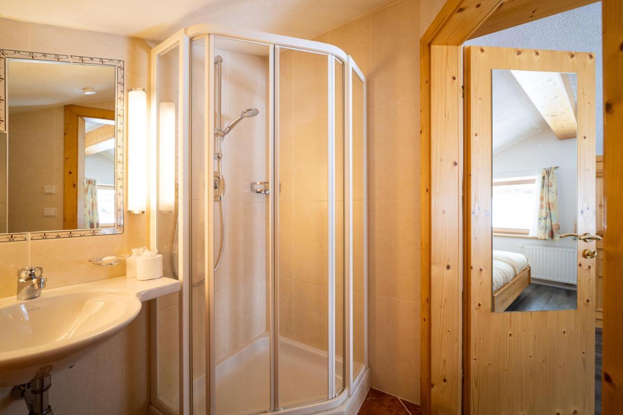Апартаменты Haus Rosmarie Санкт-Антон-ам-Арльберг Экстерьер фото