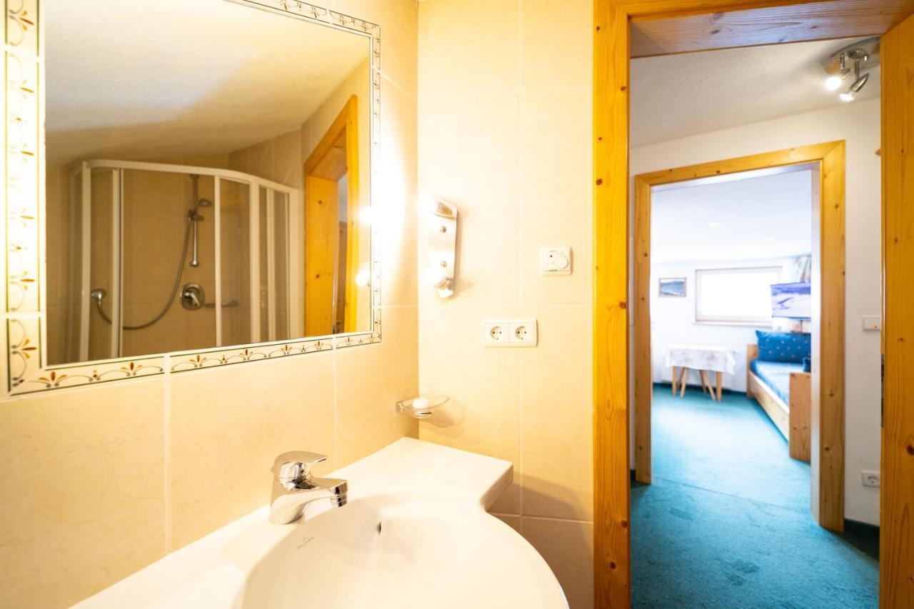 Апартаменты Haus Rosmarie Санкт-Антон-ам-Арльберг Экстерьер фото