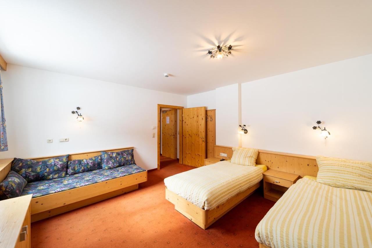 Апартаменты Haus Rosmarie Санкт-Антон-ам-Арльберг Экстерьер фото