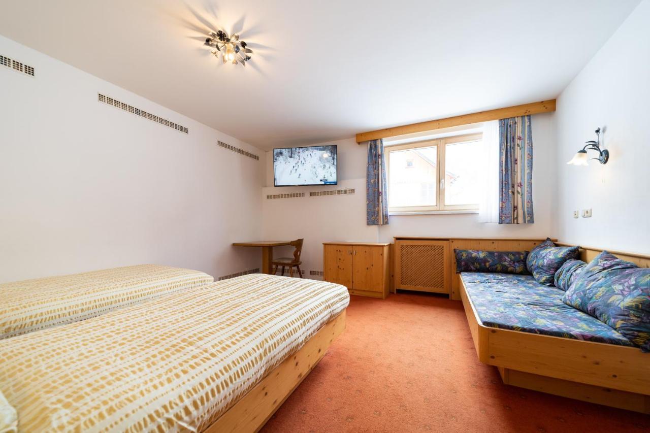 Апартаменты Haus Rosmarie Санкт-Антон-ам-Арльберг Экстерьер фото