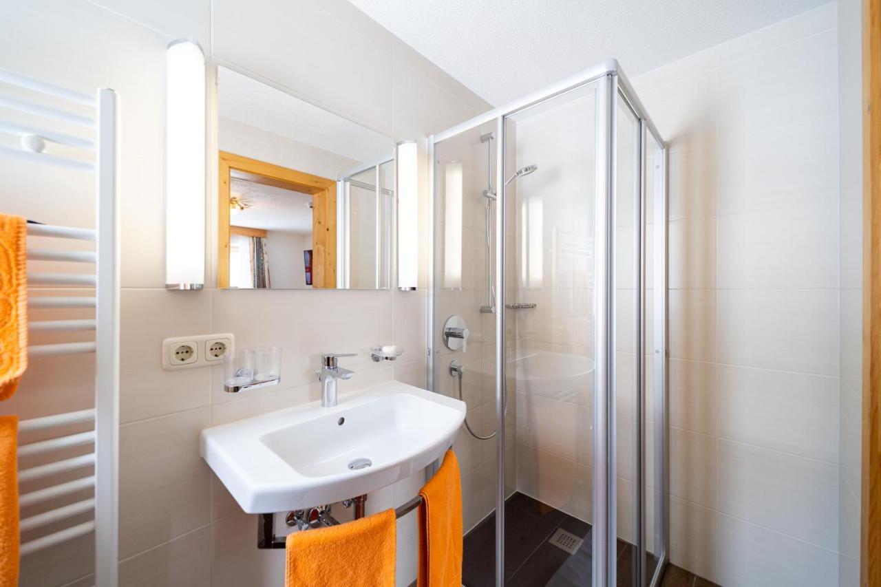 Апартаменты Haus Rosmarie Санкт-Антон-ам-Арльберг Экстерьер фото