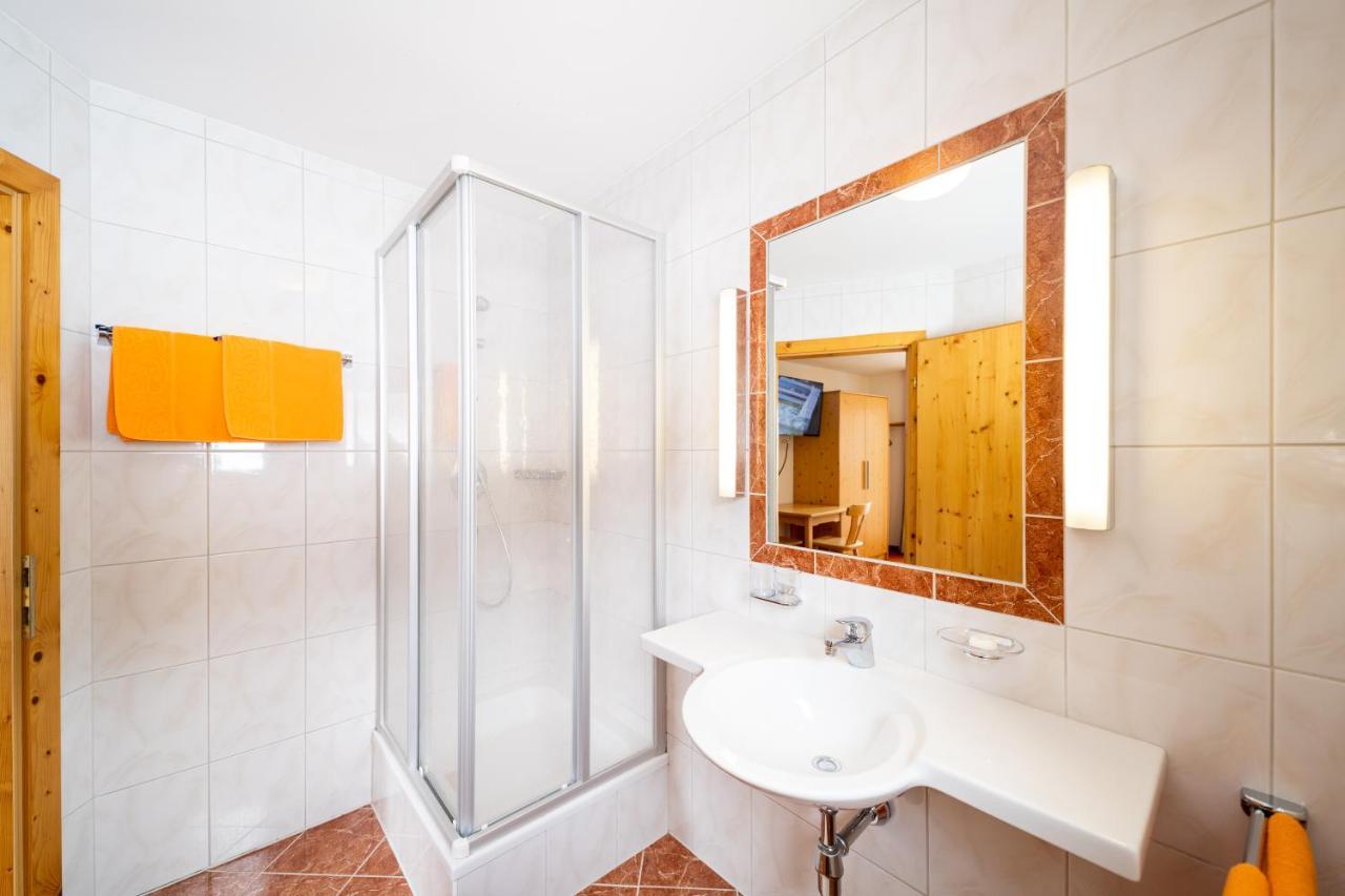 Апартаменты Haus Rosmarie Санкт-Антон-ам-Арльберг Экстерьер фото
