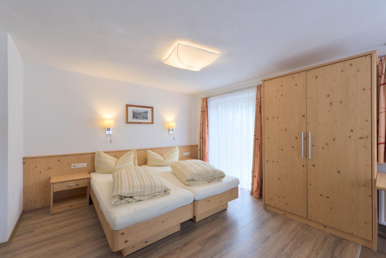 Апартаменты Haus Rosmarie Санкт-Антон-ам-Арльберг Экстерьер фото