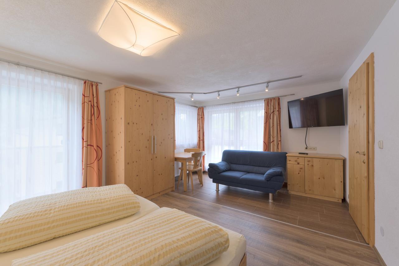 Апартаменты Haus Rosmarie Санкт-Антон-ам-Арльберг Экстерьер фото